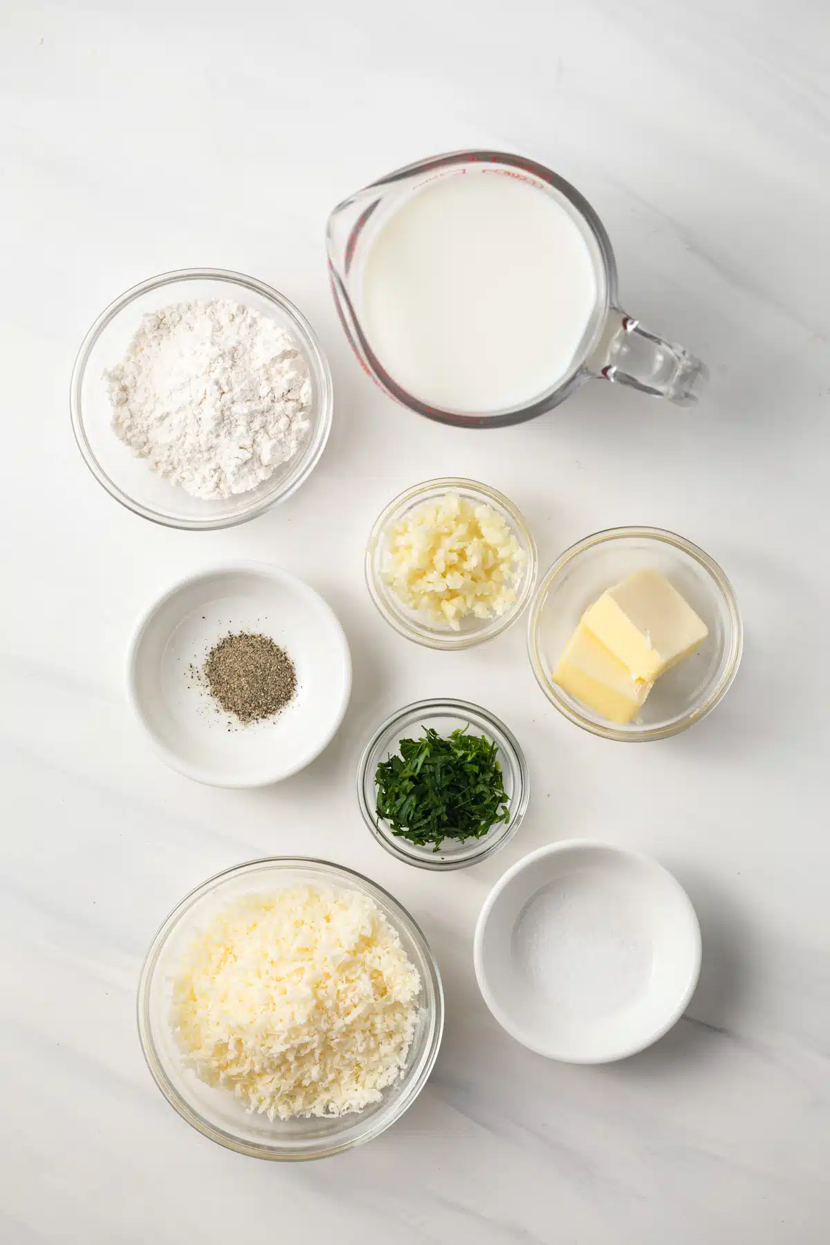 Ingredients for white garlic sauce.