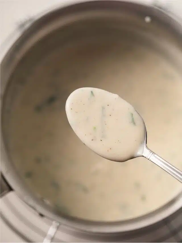 How to Make White Garlic Sauce