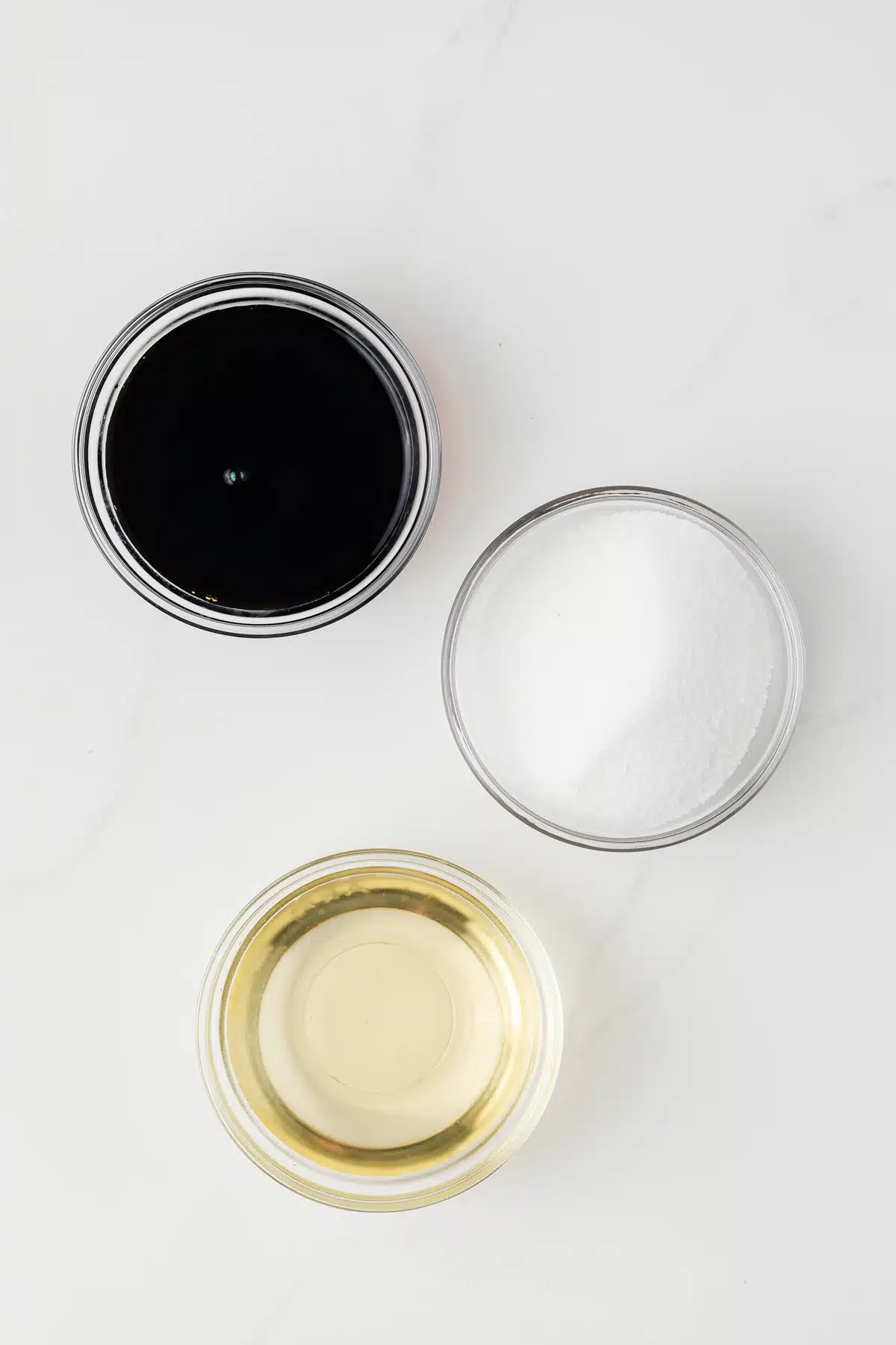 Ingredients for eel sauce.