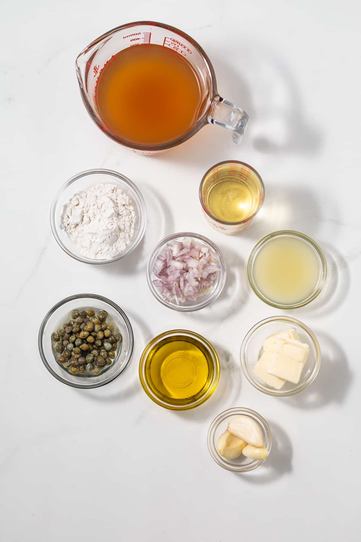 Ingredients for piccata sauce.