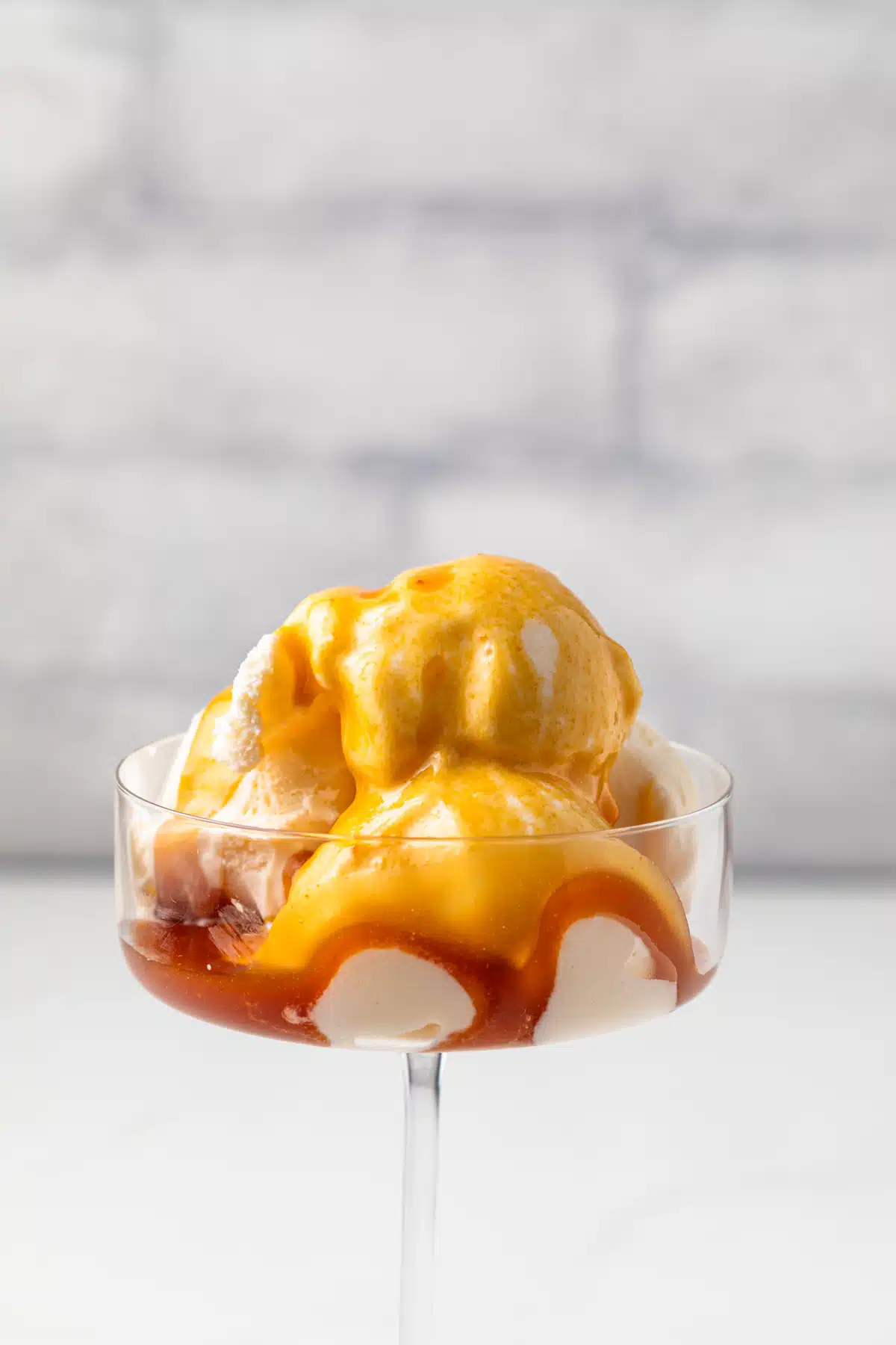 Ice cream with buttermilk caramel sauce.
